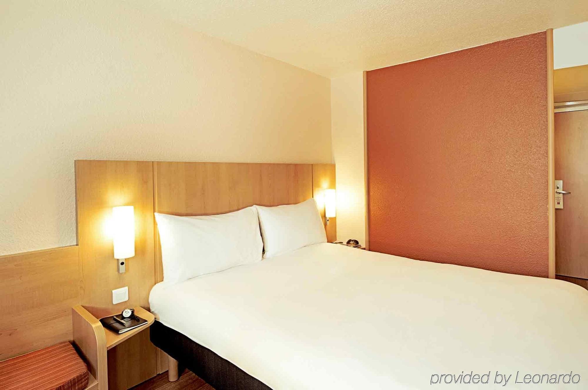 Ibis Avranches Baie Du Mont-saint-michel Hotel 3*